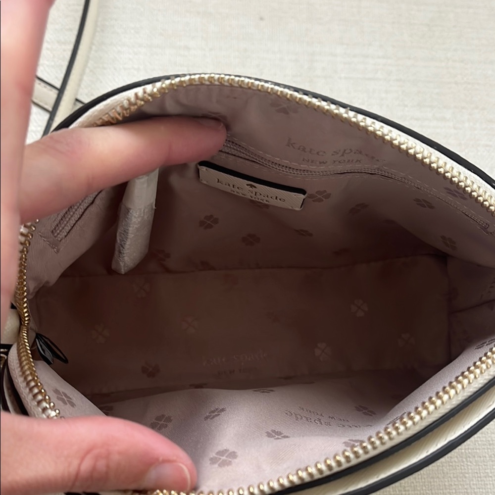 NEW!! Kate Spade White Crossbody Bag - Picture 6 of 8